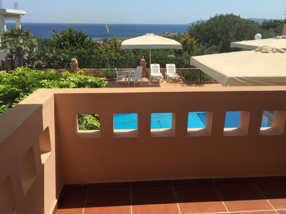 Toulipa Rooms Agia Ermioni Exterior foto